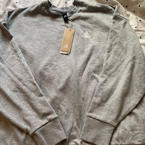 NWT ADIDAS CREWNECK
